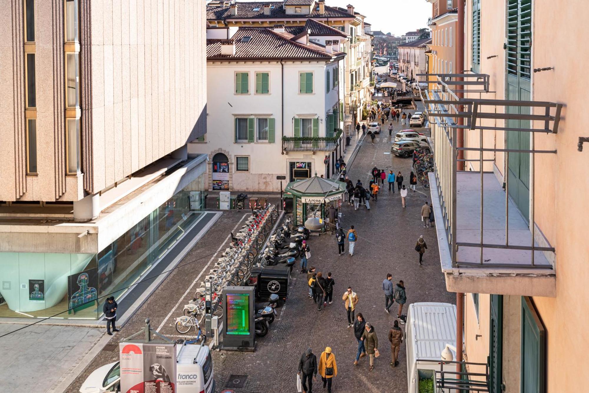 We Home - Romeo&Giulietta Luxury Retreat Verona Bagian luar foto