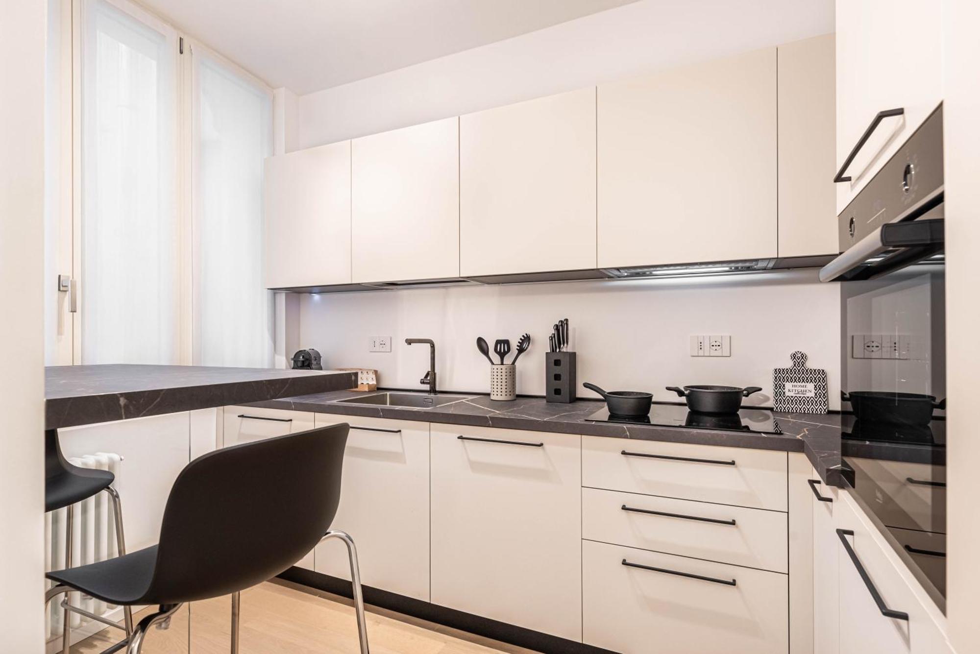 We Home - Romeo&Giulietta Luxury Retreat Verona Bagian luar foto