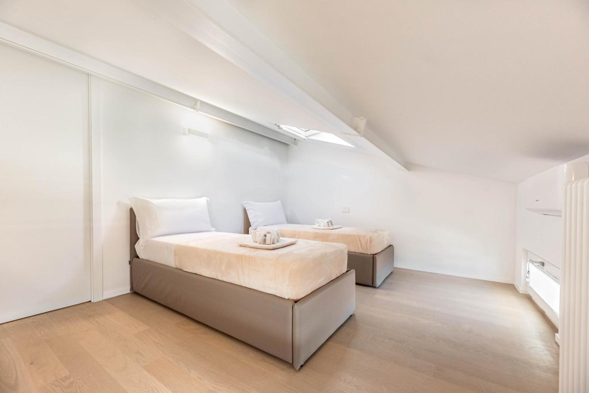 We Home - Romeo&Giulietta Luxury Retreat Verona Bagian luar foto