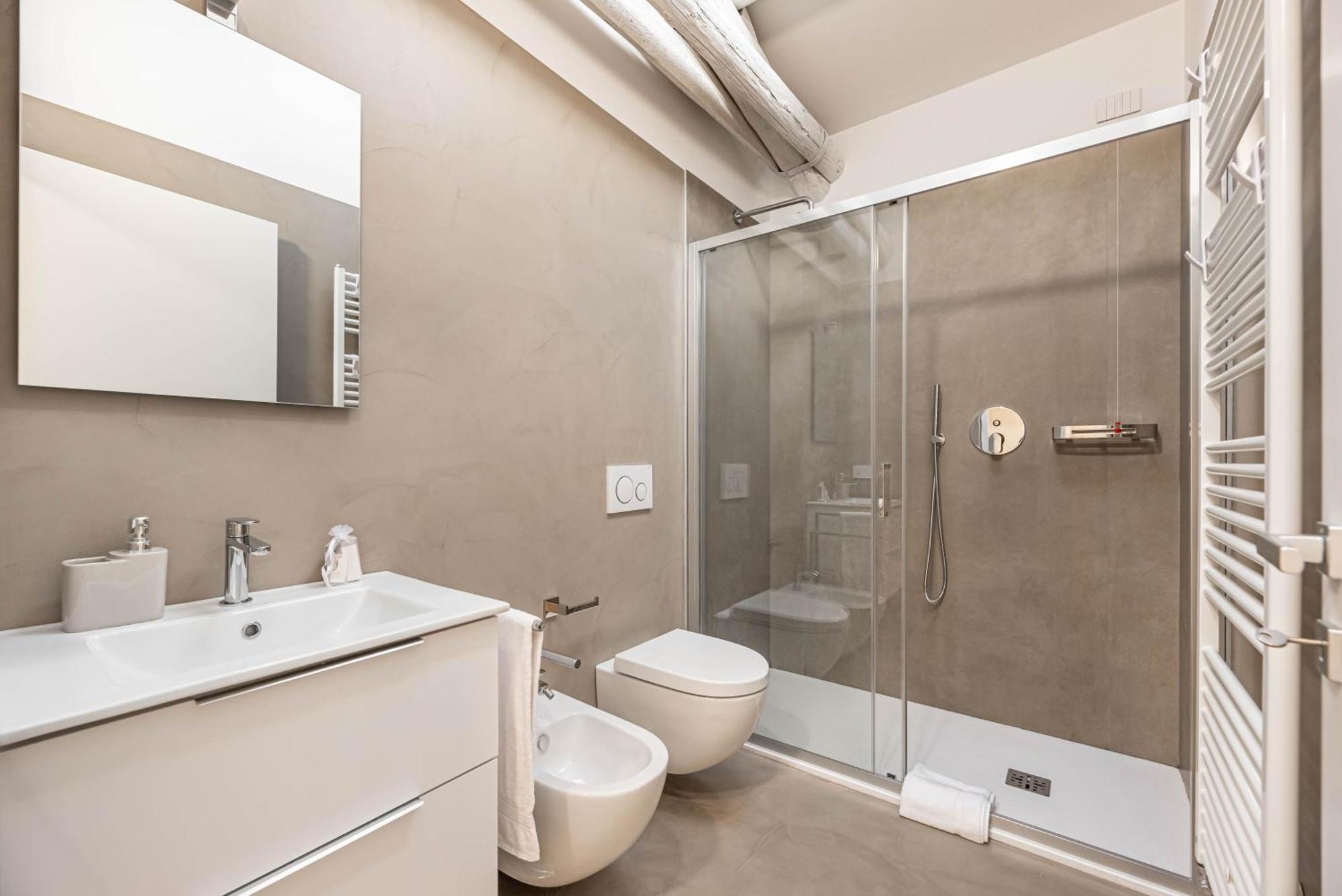 We Home - Romeo&Giulietta Luxury Retreat Verona Bagian luar foto
