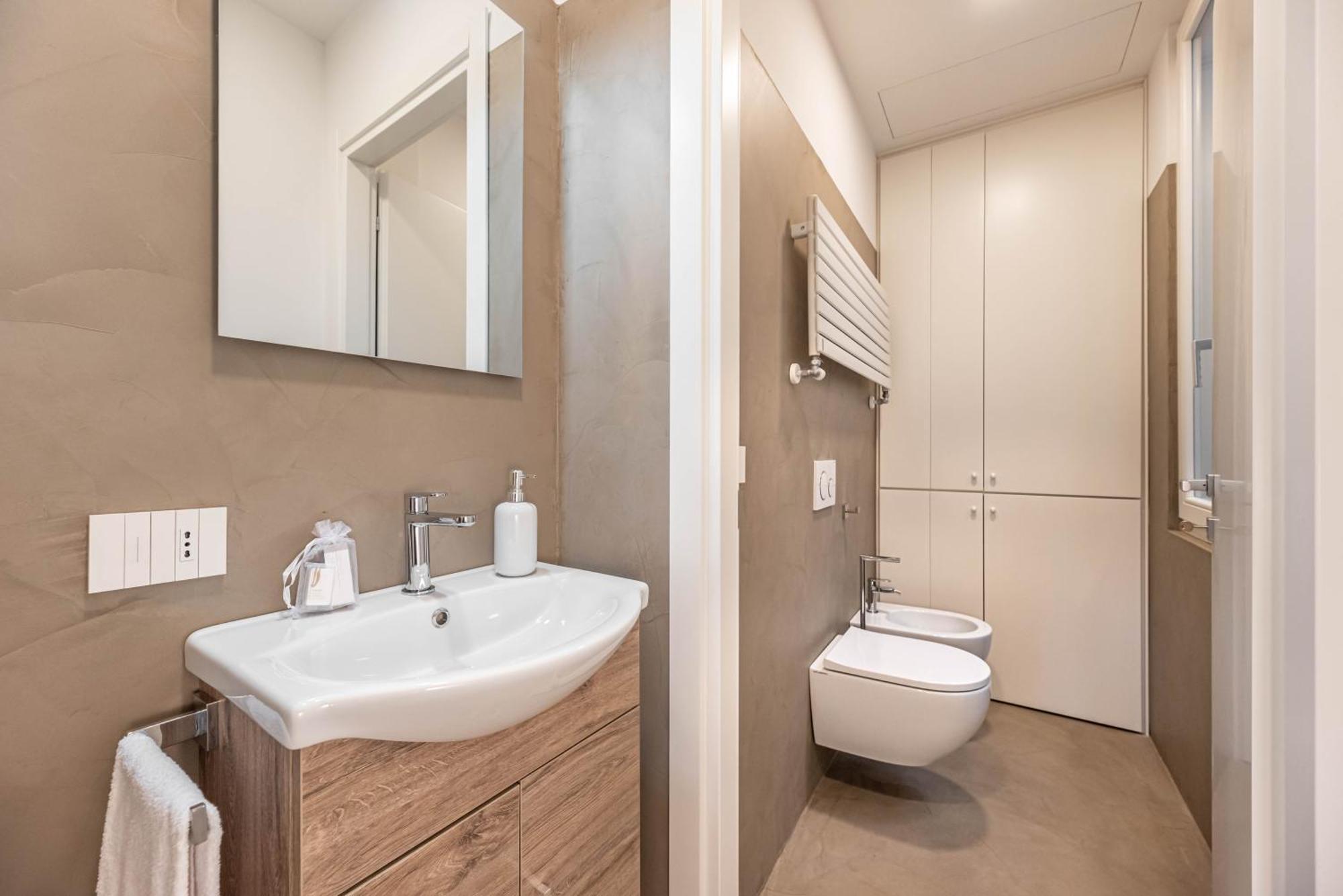 We Home - Romeo&Giulietta Luxury Retreat Verona Bagian luar foto